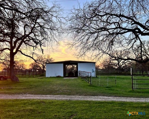 21344 Fm 2268, Holland, TX 76534