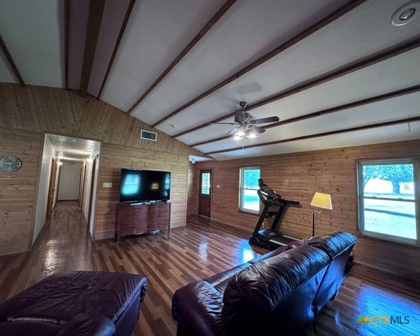 21344 Fm 2268, Holland, TX 76534