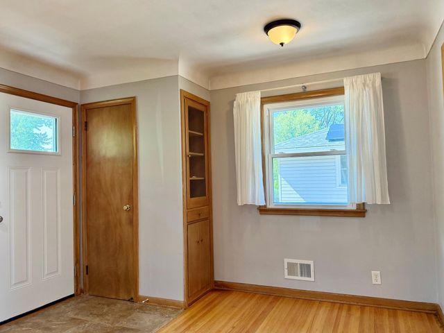 7121 15th Avenue S, Richfield, MN 55423