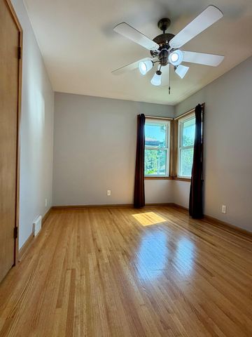 7121 15th Avenue S, Richfield, MN 55423