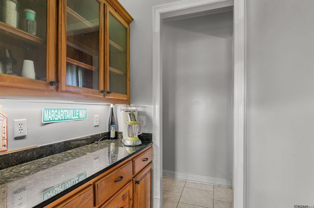 18053 Webb Rd, Prairieville, LA 70769