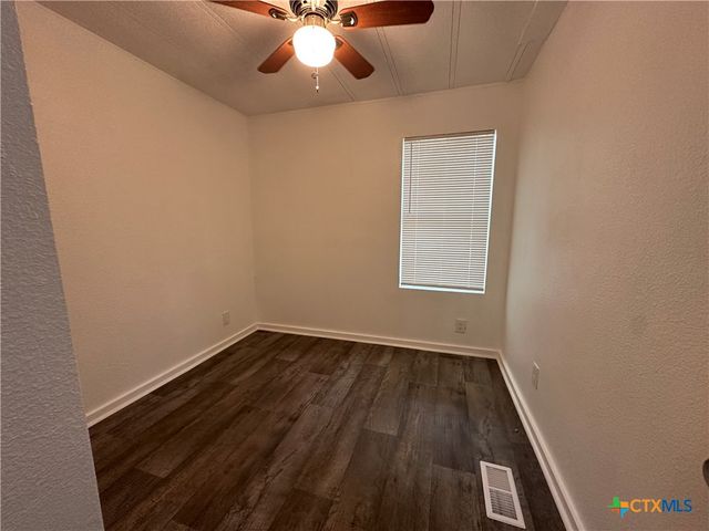 311 Meadow Lake Drive, Seguin, TX 78155
