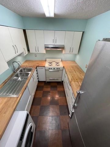 2479 Peachtree NE Road 1103, Atlanta, GA 30305