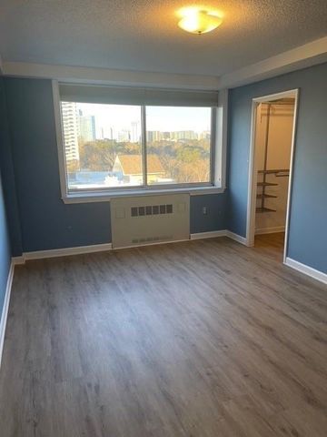 2479 Peachtree NE Road 1103, Atlanta, GA 30305