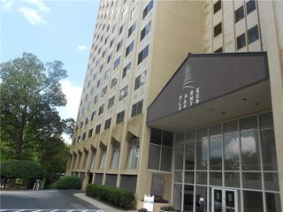 2479 Peachtree NE Road 1103, Atlanta, GA 30305