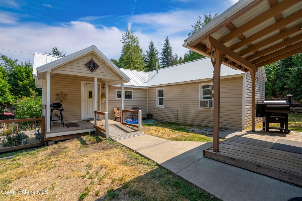 809 Mill AVE, Kellogg, ID 83837 photo 2