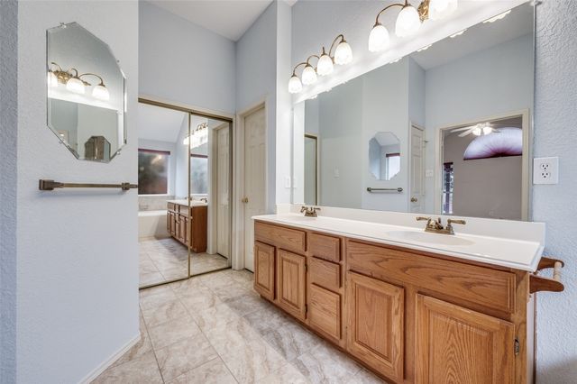 2712 Cheverny Drive, Mckinney, TX 75070