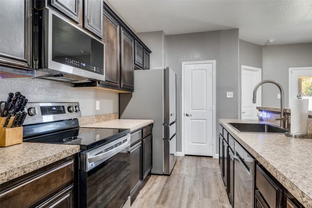 4043 Golden Rod Drive, Forney, TX 75126