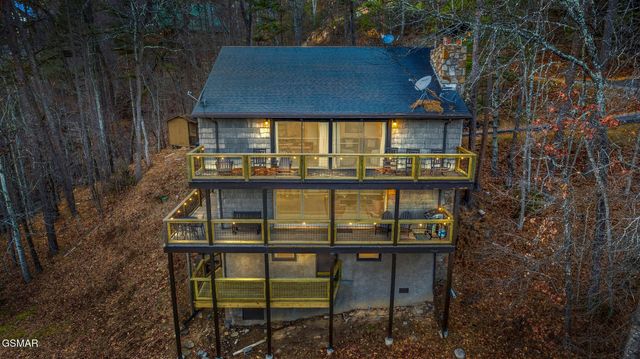 2758 Overholt Trail, Sevierville, TN 37862