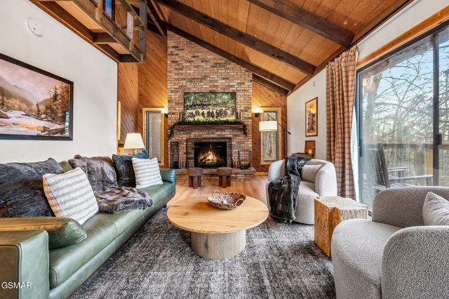 2758 Overholt Trail, Sevierville, TN 37862