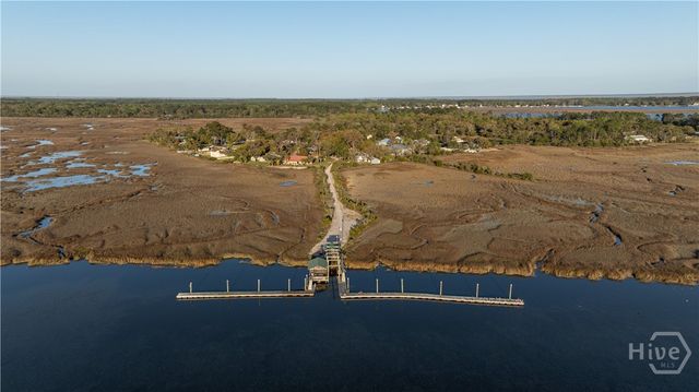 193 Circle Drive, Midway, GA 31320