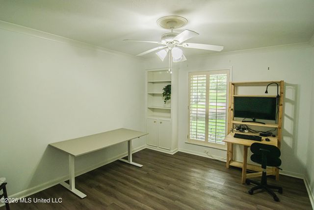 4005 Eastwood Drive, Jackson, MS 39211