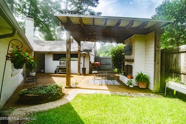 4005 Eastwood Drive, Jackson, MS 39211