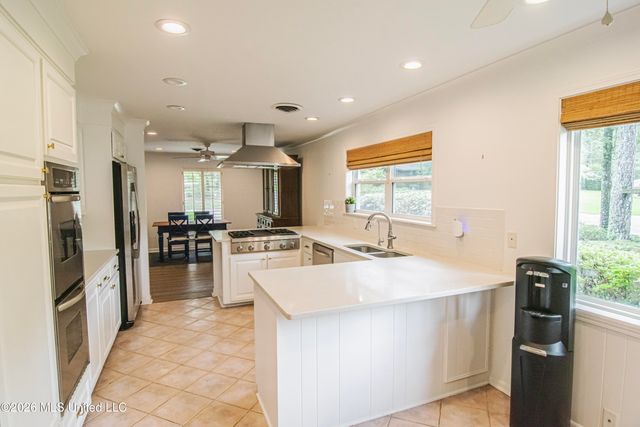 4005 Eastwood Drive, Jackson, MS 39211