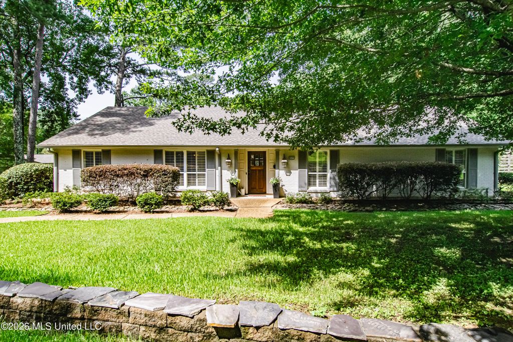 4005 Eastwood Drive, Jackson, MS 39211