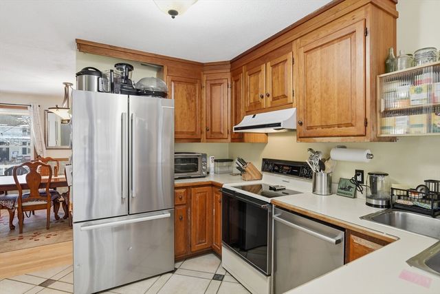 42 Clark St, Northampton, MA 01062