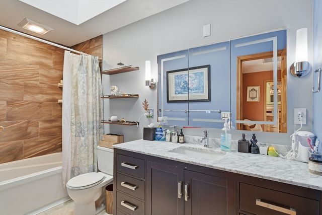 42 Clark St, Northampton, MA 01062