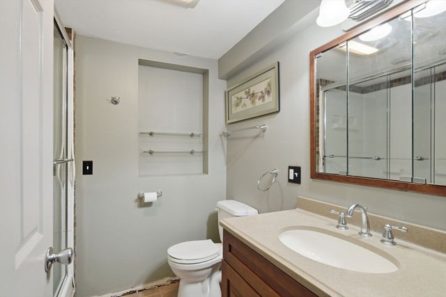 42 Clark St, Northampton, MA 01062