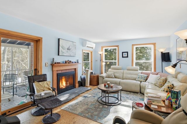 42 Clark St, Northampton, MA 01062