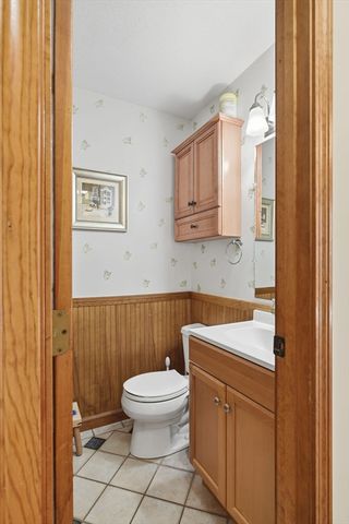 42 Clark St, Northampton, MA 01062