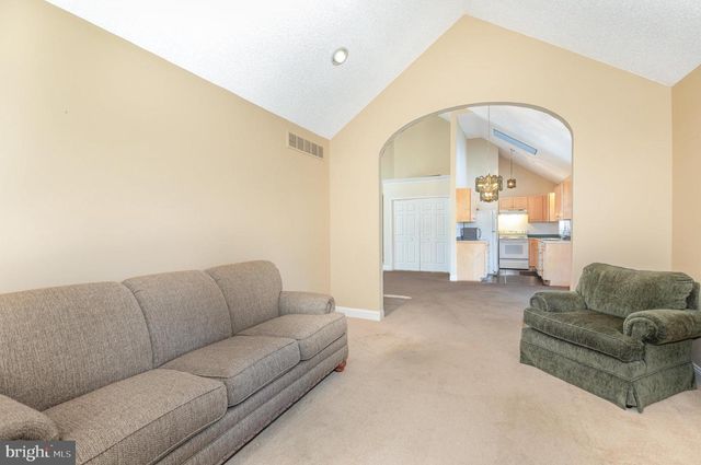 15 KOWER COURT, Mechanicsburg, PA 17055