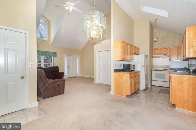 15 KOWER COURT, Mechanicsburg, PA 17055