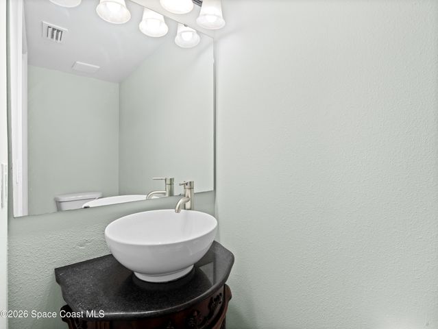 2784 Snapdragon Drive NW, Palm Bay, FL 32907