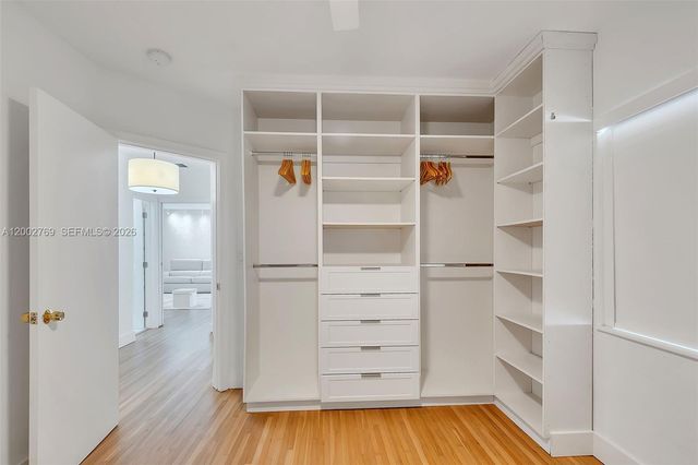 301 SW 30th Ct, Miami, FL 33135