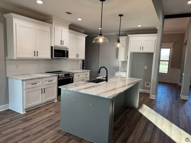 3355 Housers Mill Road, Byron, GA 31008