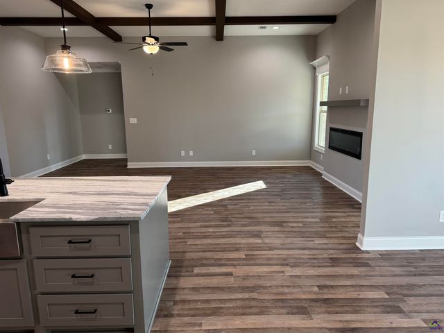 3355 Housers Mill Road, Byron, GA 31008