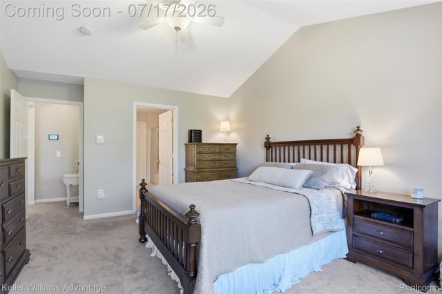1449 Covington Crossing 44, Commerce Charter Township, MI 48390