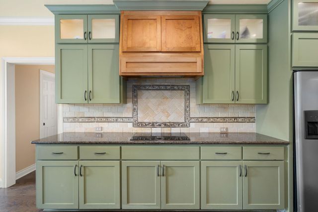 2716 Bartons Bluff LN, Austin, TX 78746