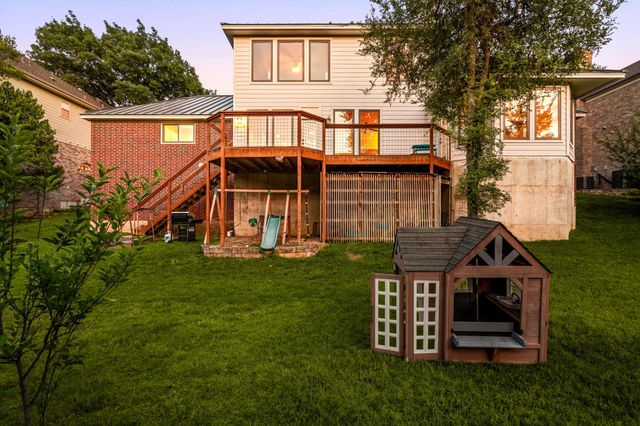 2716 Bartons Bluff LN, Austin, TX 78746