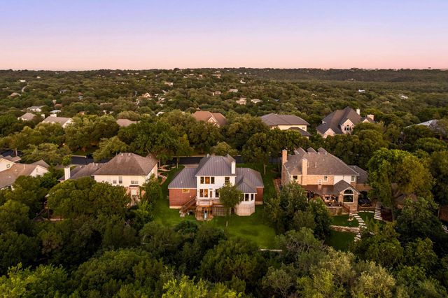 2716 Bartons Bluff LN, Austin, TX 78746