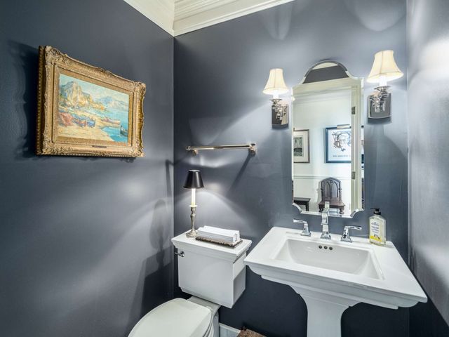 305 Davidson Rd, Nashville, TN 37205