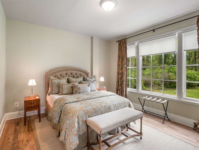 305 Davidson Rd, Nashville, TN 37205