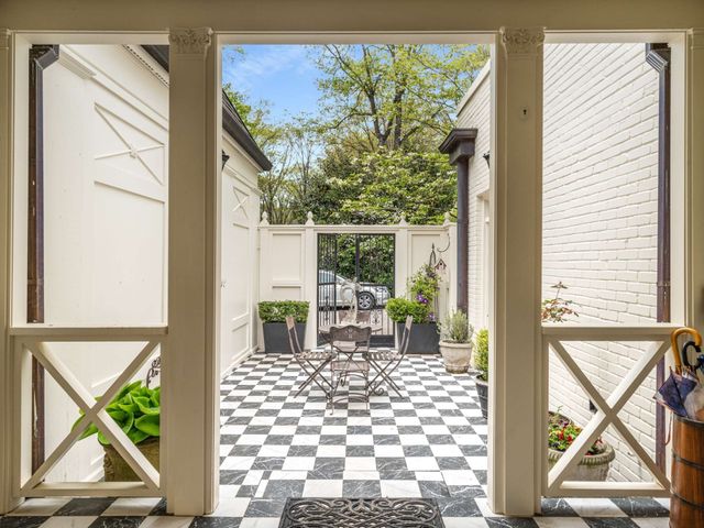 305 Davidson Rd, Nashville, TN 37205