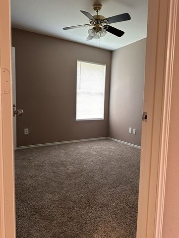 4021 Shawnee Trail, Heartland, TX 75126