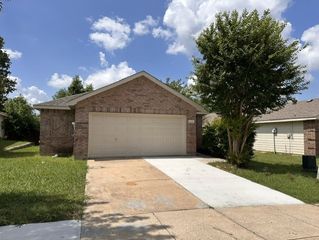 4021 Shawnee Trail, Heartland, TX 75126