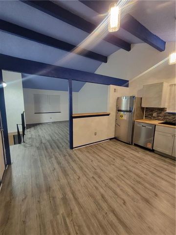 10436 E 41st Street, Kansas City, MO 64133