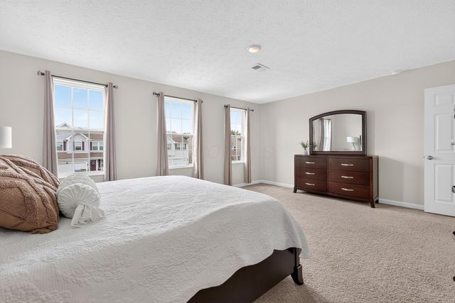 1549 Lewes Castle Drive, Grove City, OH 43123
