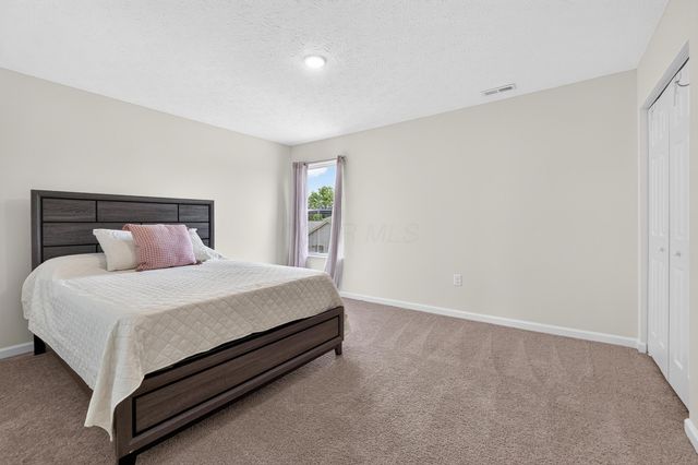 1549 Lewes Castle Drive, Grove City, OH 43123