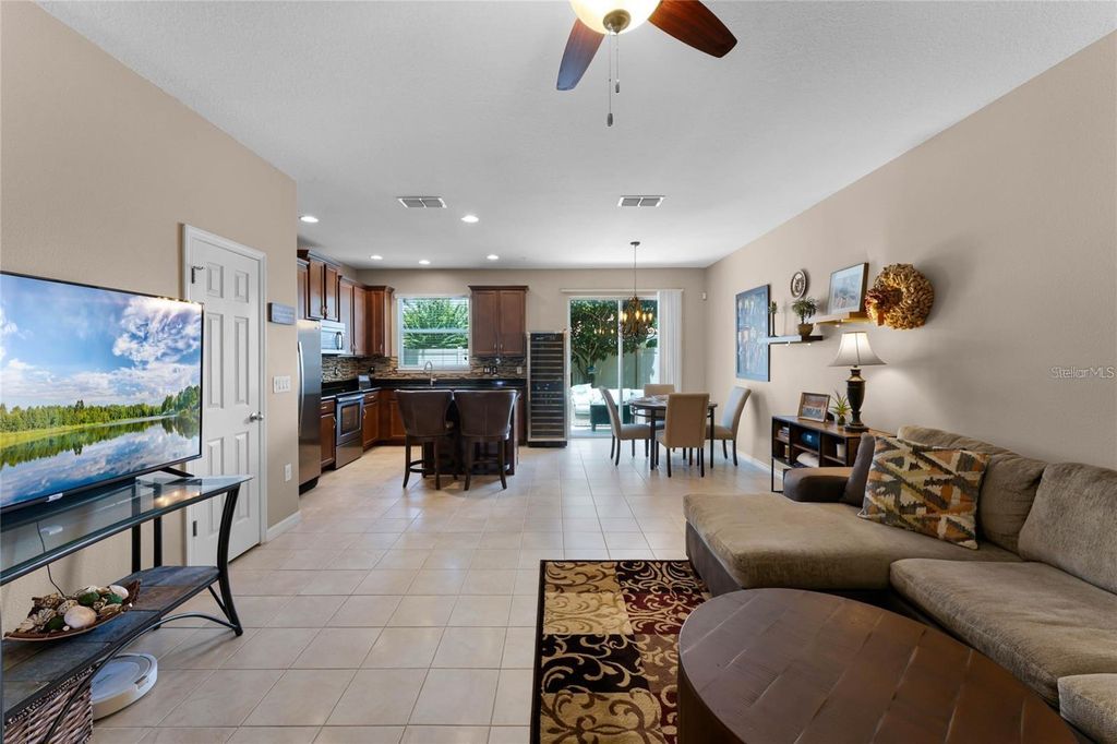 Image 6 of property listing at 4881 MATTEO TRAIL, Orlando, FL 32839