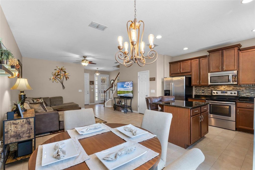 Image 9 of property listing at 4881 MATTEO TRAIL, Orlando, FL 32839