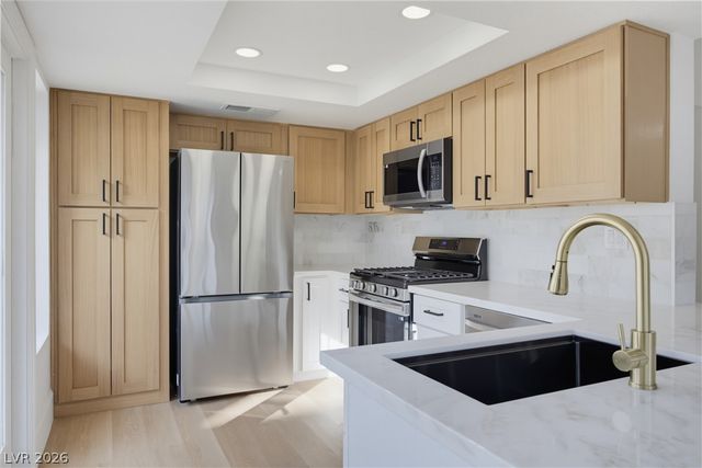 2720 Baycliff Court 2, Las Vegas, NV 89117