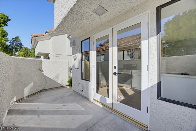 2720 Baycliff Court 2, Las Vegas, NV 89117