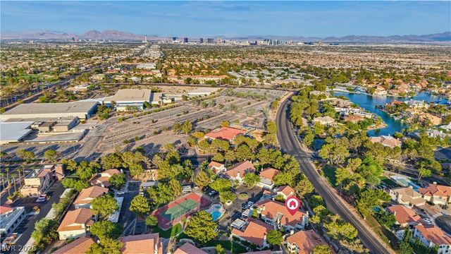 2720 Baycliff Court 2, Las Vegas, NV 89117