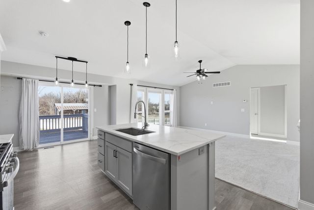 1711 S Bedford St, Wichita, KS 67207