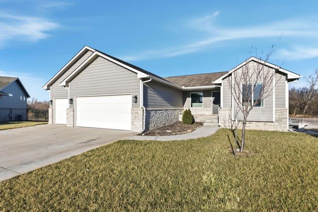 1711 S Bedford St, Wichita, KS 67207