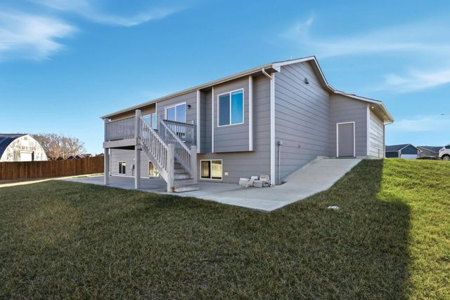 1711 S Bedford St, Wichita, KS 67207